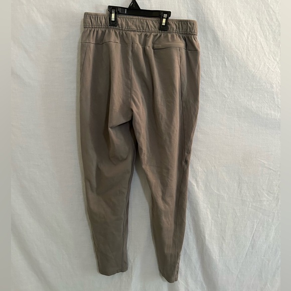 Men's Russell Athletic Pants - Picture 2 of 4